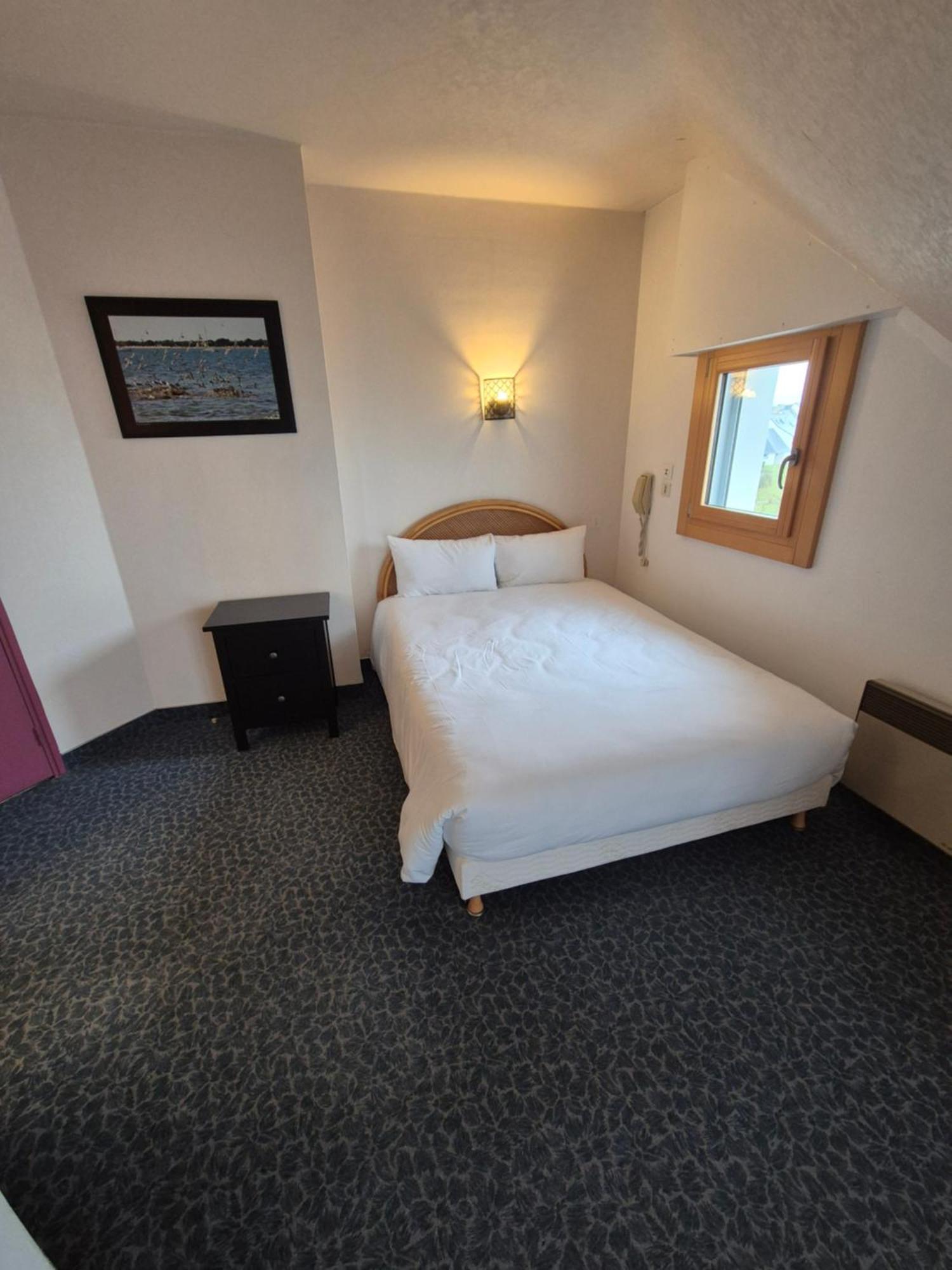 Hotel L'Albatros Damgan Eksteriør billede